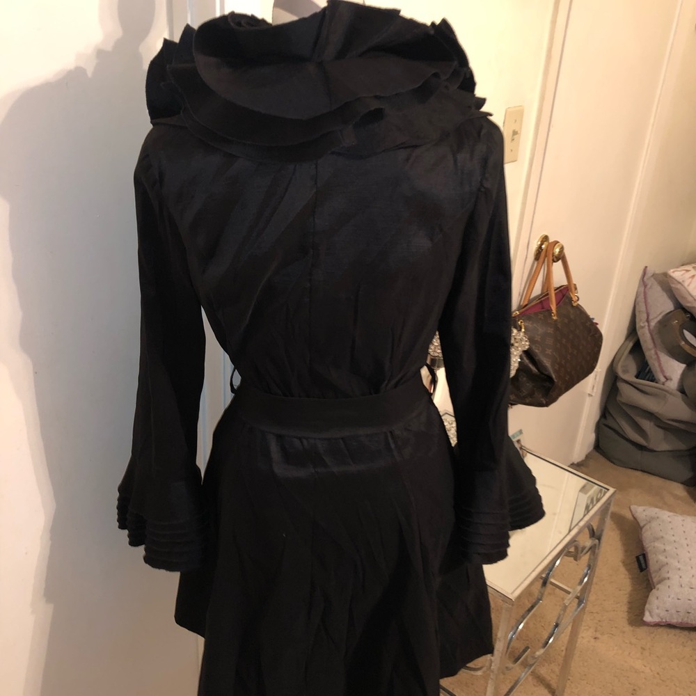 Beautiful Jacket - Picture 7 of 8